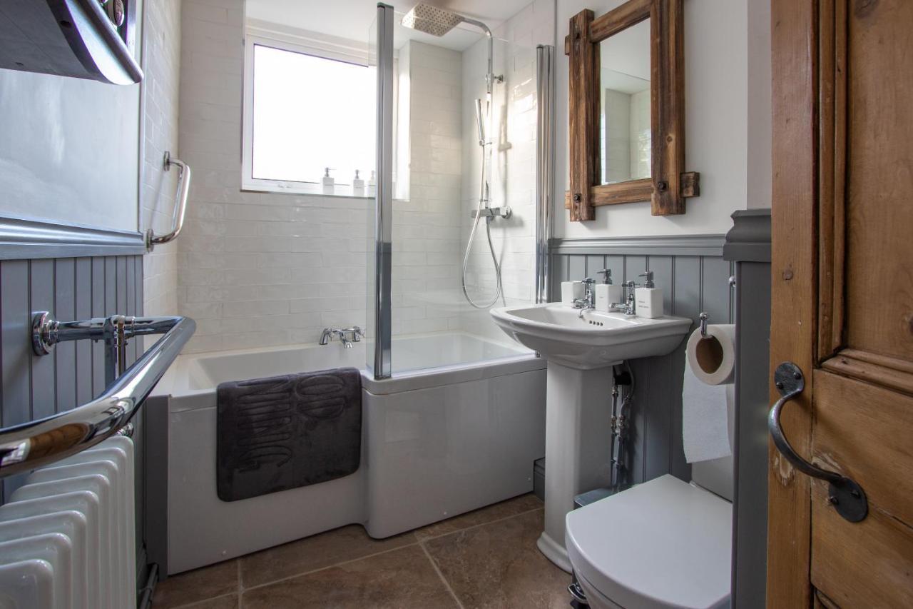 Stylish Town Centre House With Garden And Parking Opposite Vila Bury St. Edmunds Exterior foto