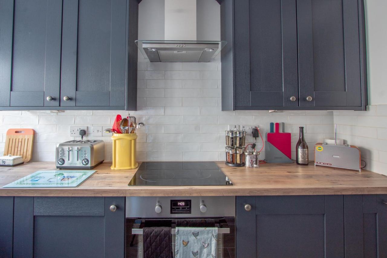 Stylish Town Centre House With Garden And Parking Opposite Vila Bury St. Edmunds Exterior foto